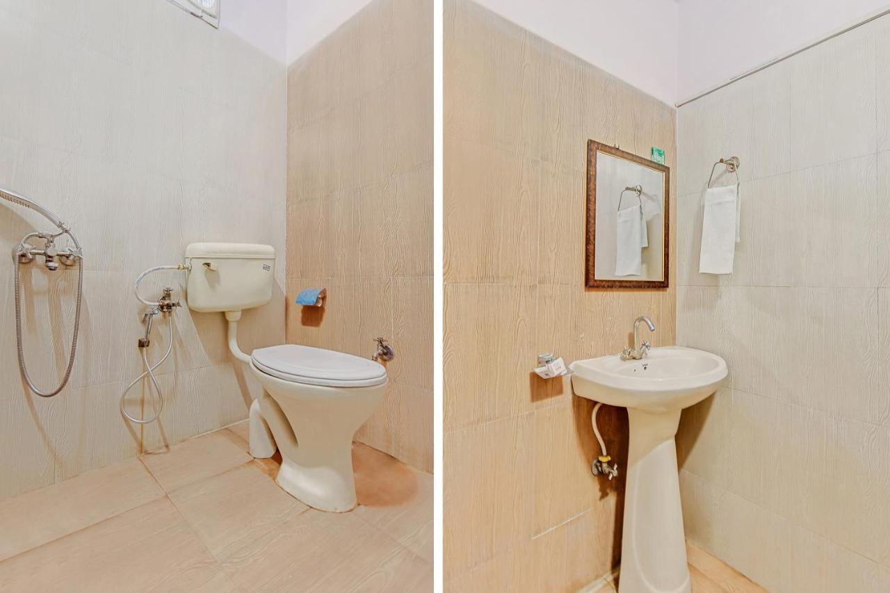 Oyo Park View Guest House Near Edm Mall Нью-Дели Экстерьер фото